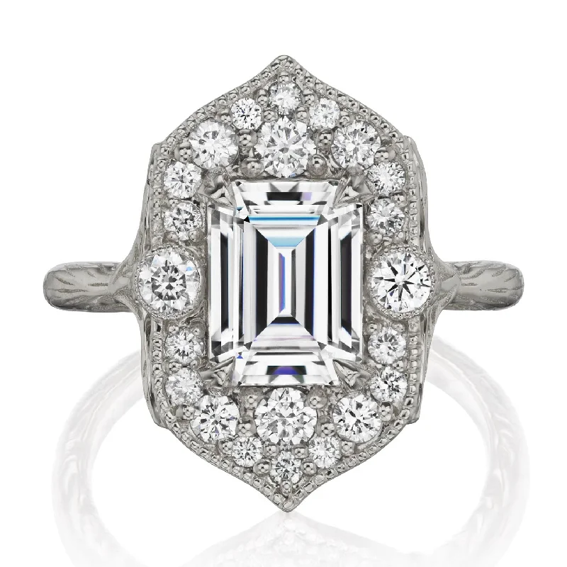 vintage-inspired engagement ring for women -・ESTELLA・Emerald Cut Moissanite Center, Diamond Halo (2.30ct)